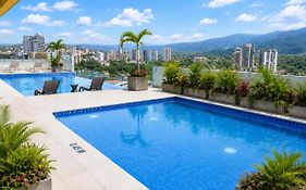 Luxury Apartment 1 A Club House